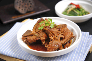 红烧排骨