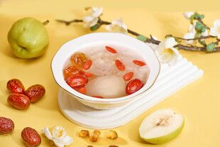 红枣雪梨羹