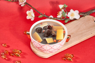 阿胶蜜枣红糖姜茶