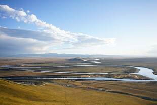 草原河流壮美风光九曲黄河第一湾
