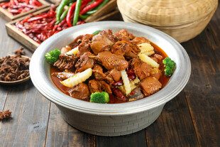 鸭肉煲