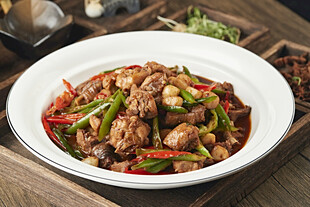 尖椒炒鸭肉