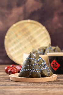 传统手工粽子展示