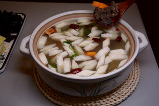 萝卜牛腩汤