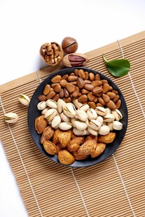 混合坚果拼盘