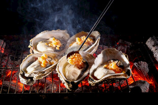 炭火烤生蚝