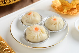 精致三鲜小笼包