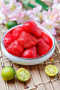 蜂蜜草莓