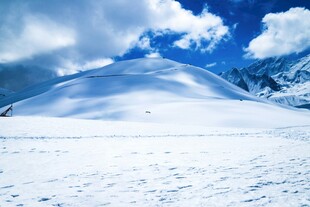 壮丽雪山美景