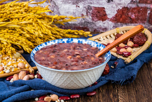 一碗美味杂粮粥