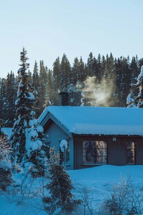雪中小屋