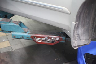 汽车底盘维修场景