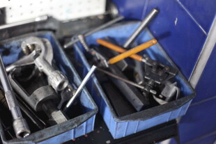 工具箱中的多样维修工具