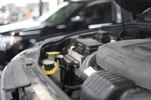 汽车发动机细节特写