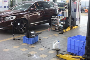 汽车维修场景展示