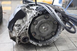 汽车变速箱拆解部件展示