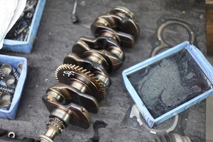 汽车曲轴及零件展示