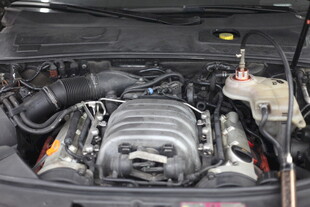 汽车发动机内部特写