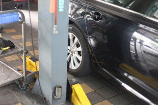 汽车维修中的举升作业