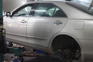 汽车维修中车身部件拆卸