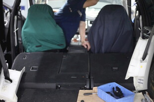 车内座椅及后备箱场景展示