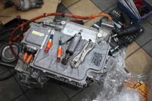 汽车变速箱拆解零件展示