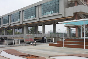 现代风格户外建筑空间