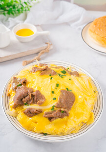 牛肉滑蛋饭