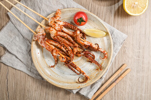 烤鱿鱼串