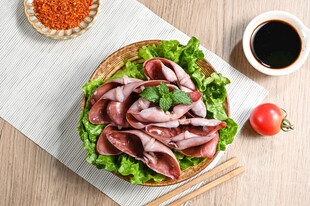 新鲜鱿鱼