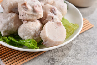 墨鱼丸