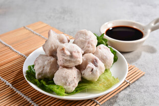 墨鱼丸