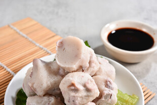 墨鱼丸