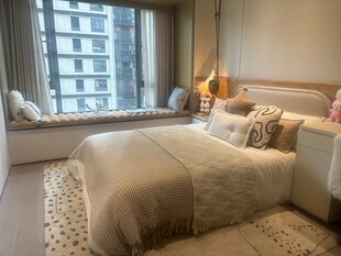 温馨现代风卧室室内场景