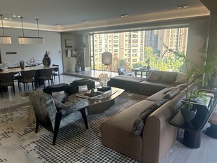 现代风格舒适客厅空间