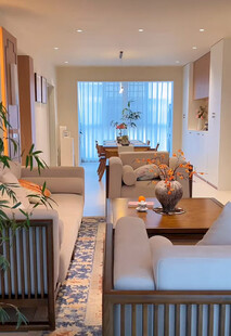 现代简约风温馨客厅空间