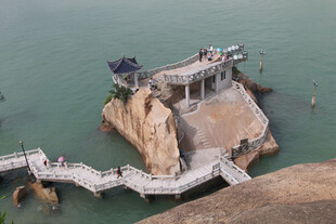 厦门鼓浪屿 海上孤亭栈道风景