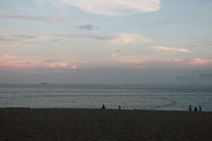 厦门鼓浪屿海边日落时分