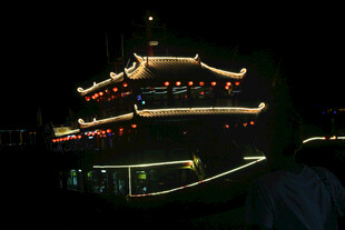  灯火璀璨映夜色 厦门