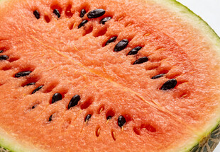 切开的红瓤西瓜