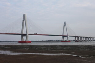 跨海大桥壮观景象