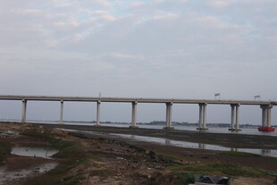 跨海大桥远景