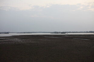 海边暮色沙滩景色