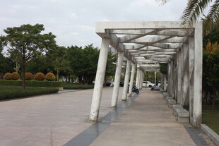 户外木质廊架景观