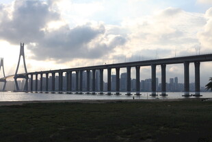 跨海大桥壮丽风光