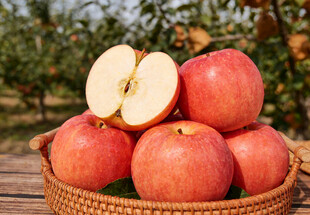 篮子里的红苹果