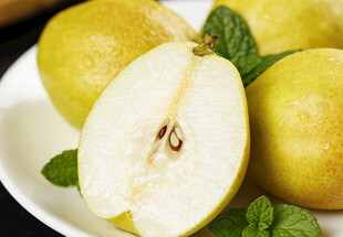 切开的玉露香梨