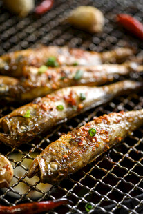烤鱼