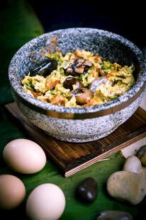 石锅炒饭