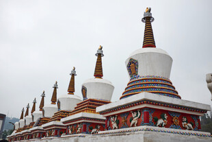 藏式白塔建筑群